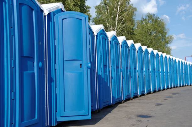 Porta potty delivery and setup in Lowesville, NC